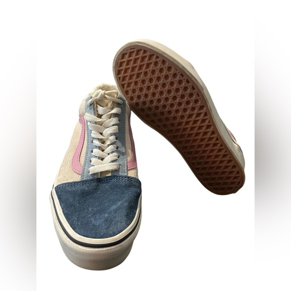 Vans Old Skool Stackform Pig Suede Leather/Sherpa Platform Women's Limited Ed - Picture 4 of 5